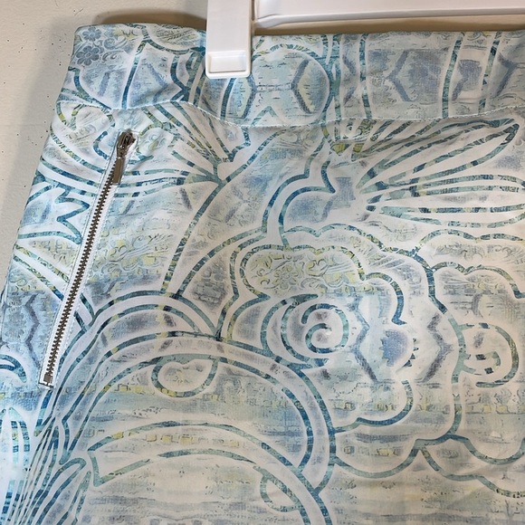 NWT. Zenergy by Chico’s 3 (US 16) Neema Sunwash Print Skort. - Picture 5 of 12
